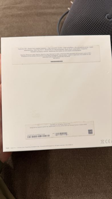 Apple HomePod Gen 1. Am doua bucati impecabile.