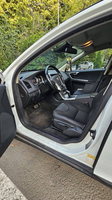 Volvo XC60, 2.4, D5, 215 CP, automat, 4x4, 2012, Distronic, BI-XENON