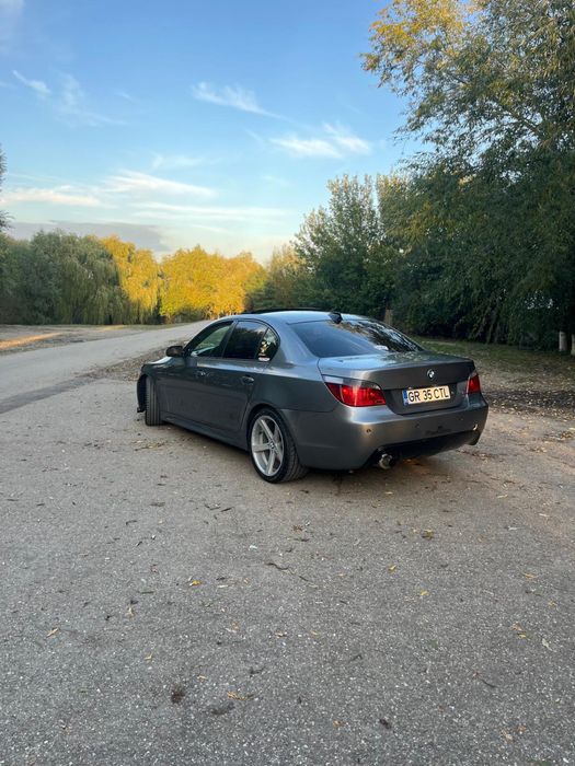 BMW E60 525D Manual