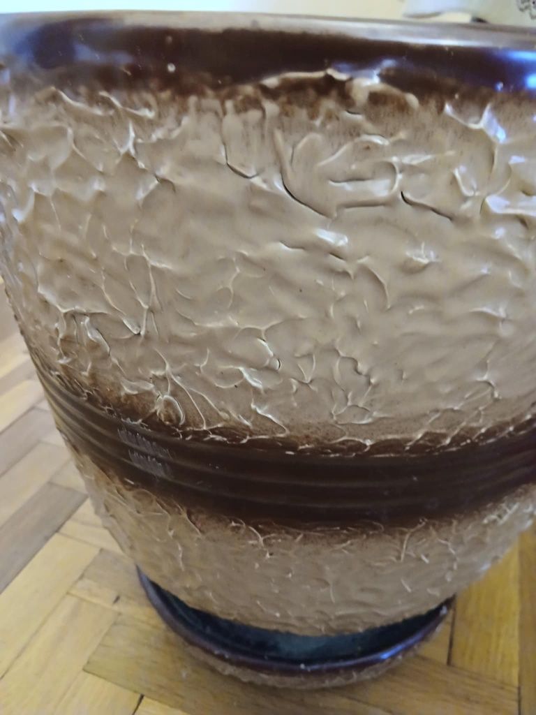 Керамична саксия
