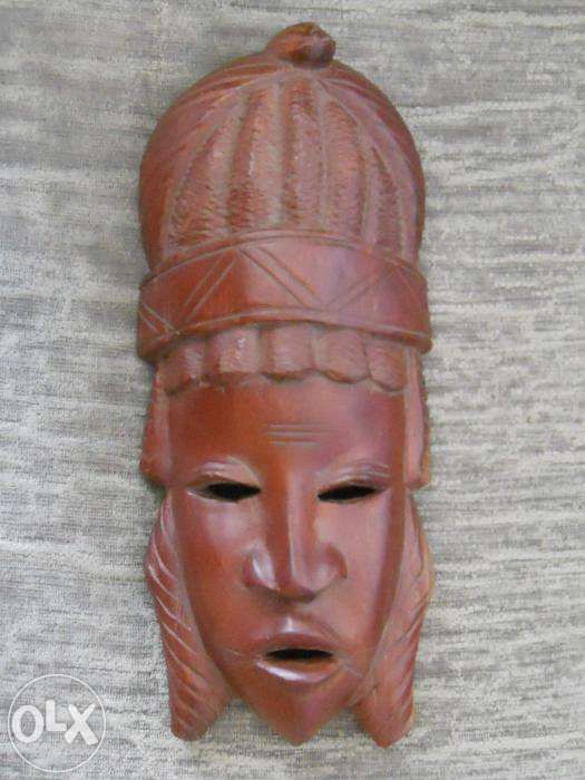 MASTI - ARTIZANAT AFRICAN, din lemn de esenta tare si ceramica arsa