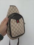 мъжка чанта gucci
