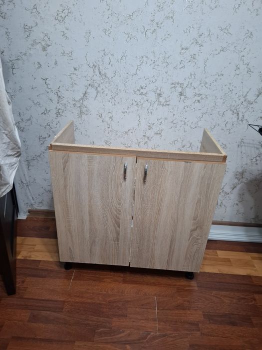 Шкаф      под     мойку