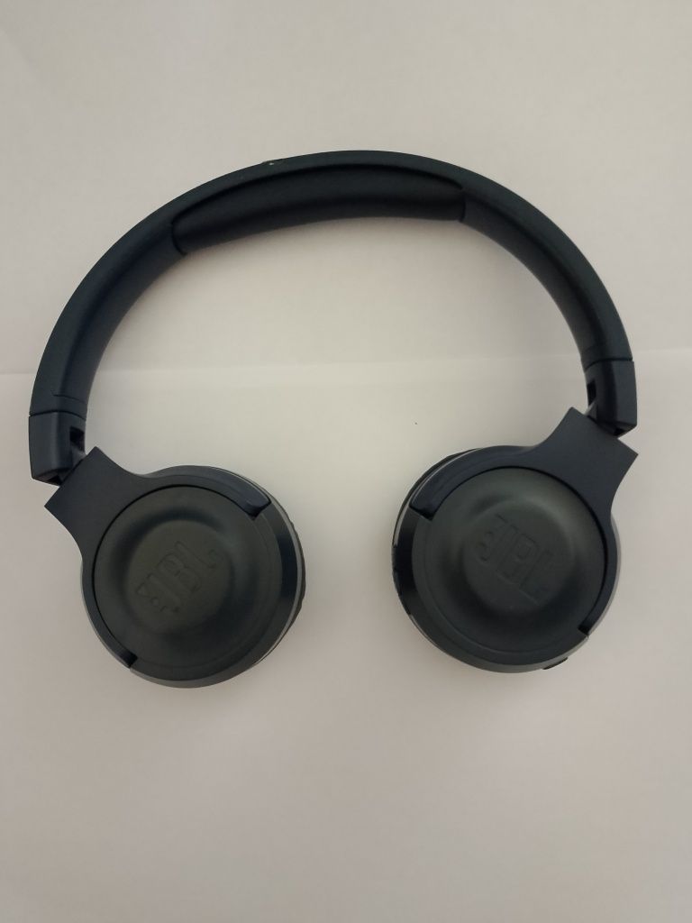 JBL Tune 510BT — беспроводные Bluetooth наушники