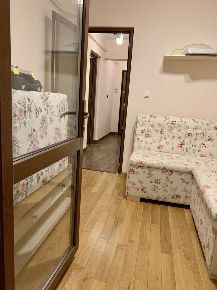 Apartament de închiriat (renovat complet) 39, 46 mp