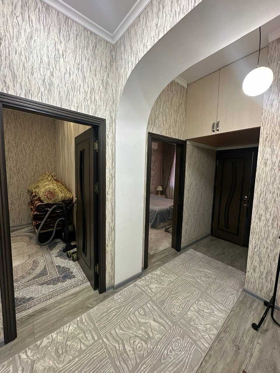 Срочно продаётся квартира в Юнусабаде