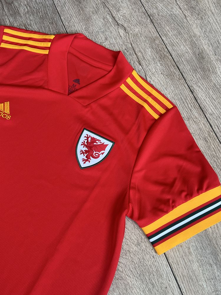 ADIDAS : Wales National Team Home Jersey 2020 Уелс размер М / Оригинал