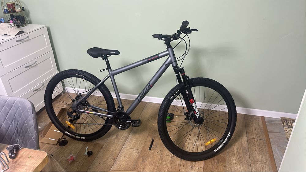 Велосипед 19 дюйм серого цвета,в идеале,катался пару раз!