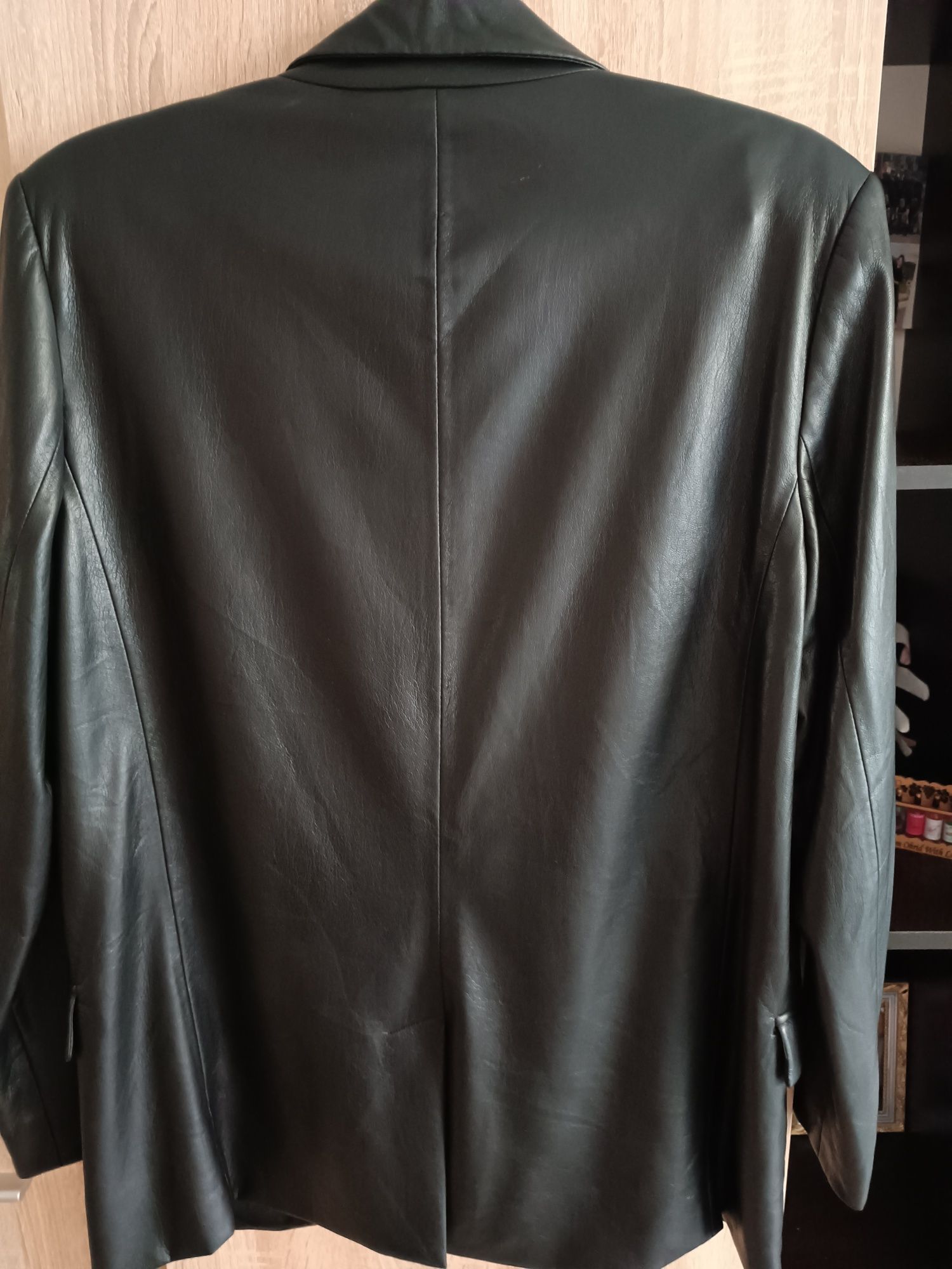 Актуални  Връхни ризи ZARA, Adidas,H&M