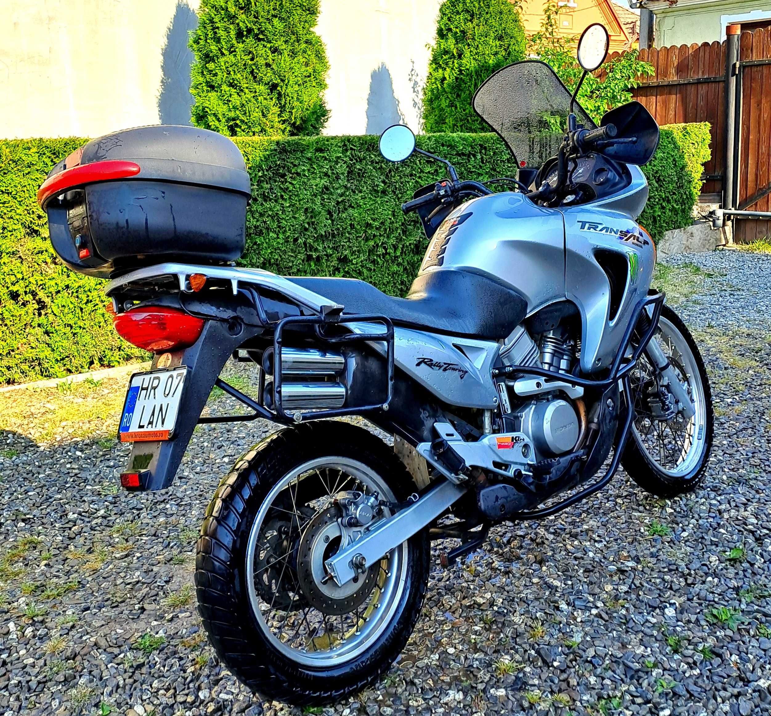 Honda Transalp XL650V