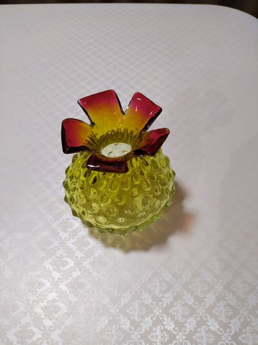 Продаю красивую вазу советских времён