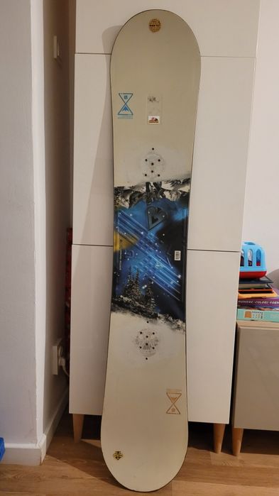 Placa snowboard Burton 157 cu legături Burton Cartel