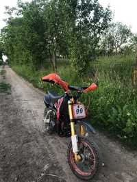 Cross 125cc 4t vând sau schimb