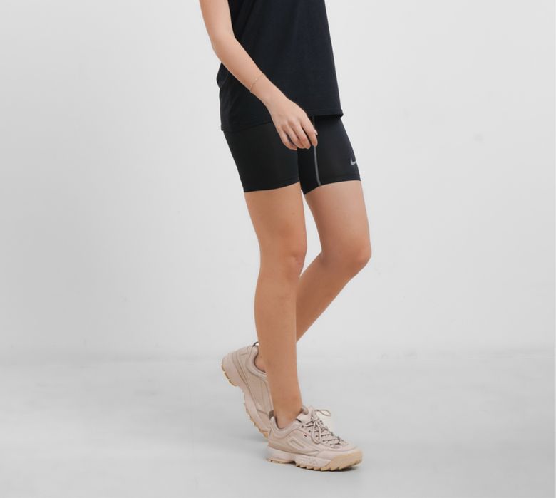 Компрессионные тайтсы Nike Pro( спортивные шорты)