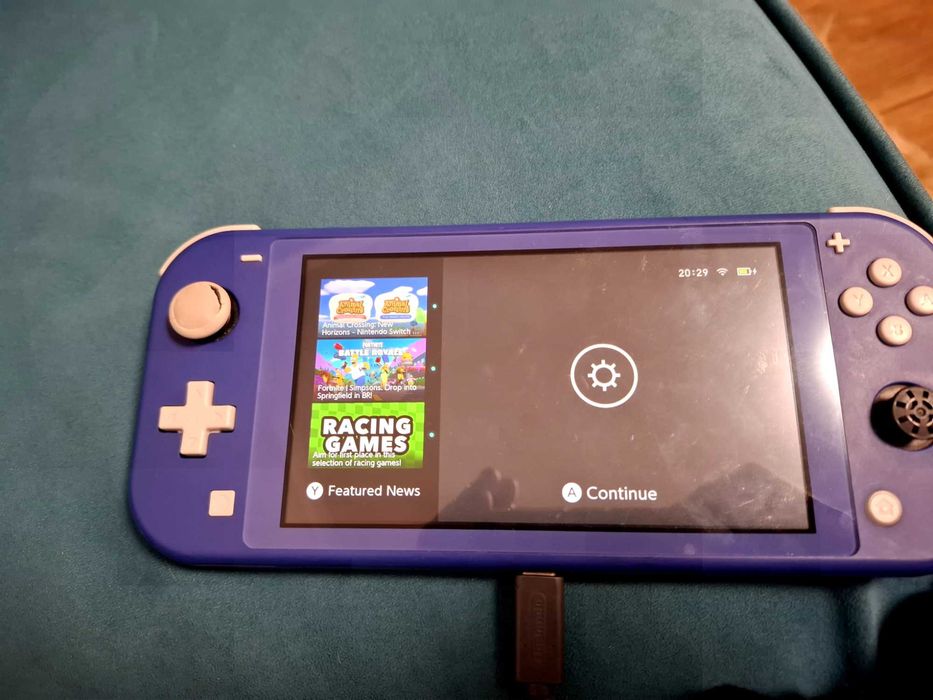 Nintendo Switch Lite тъмно син