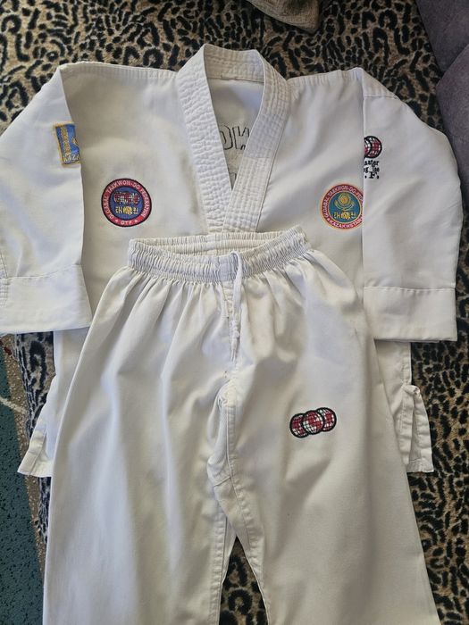 Форма для тэйквандо