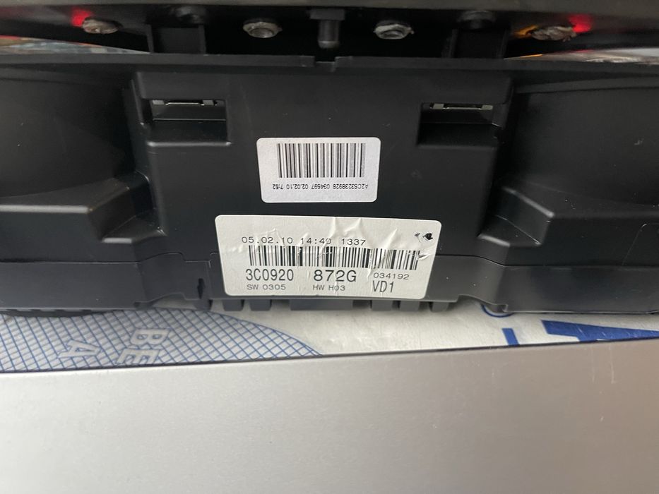 Ceasuri bord +trimuri Passat b6/b7 CC