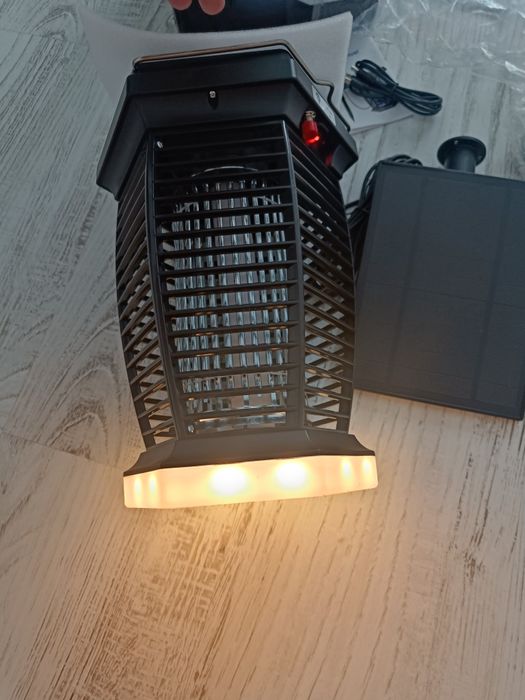 Lampa anti insecte cu panel solar + acumulator