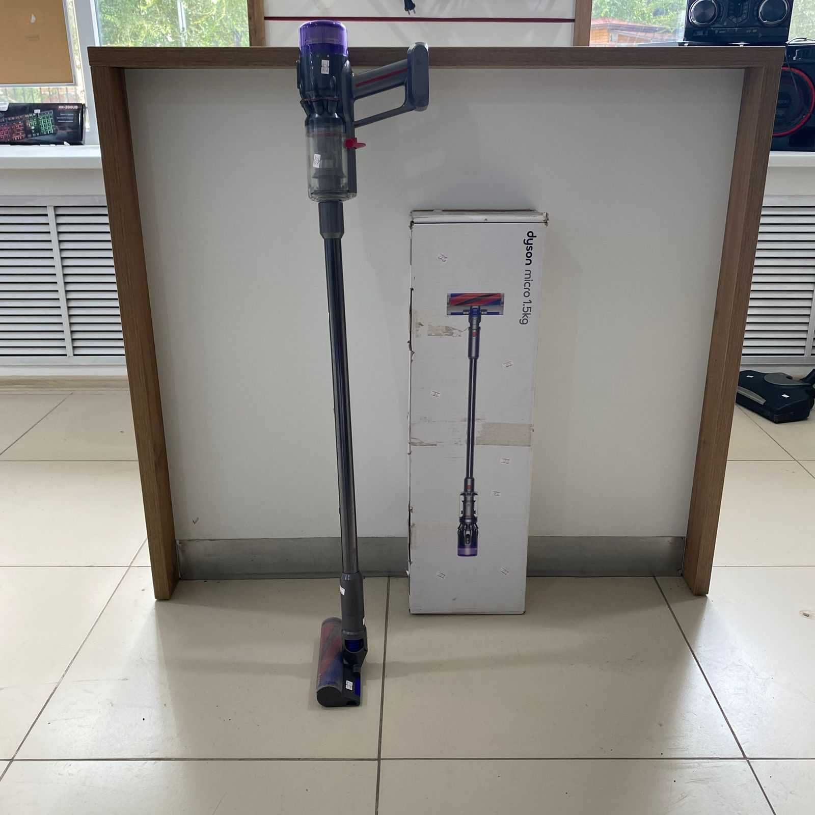 Пылесос Dyson SV21\  SK020