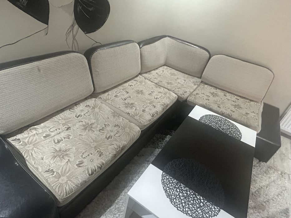 Ъглов разтегателен диван