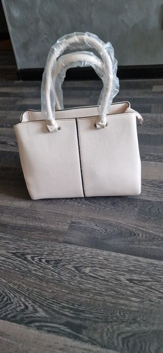 Продам женскую сумку