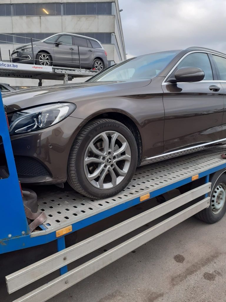 Transport auto pe platformă din Germania Belgia Olanda