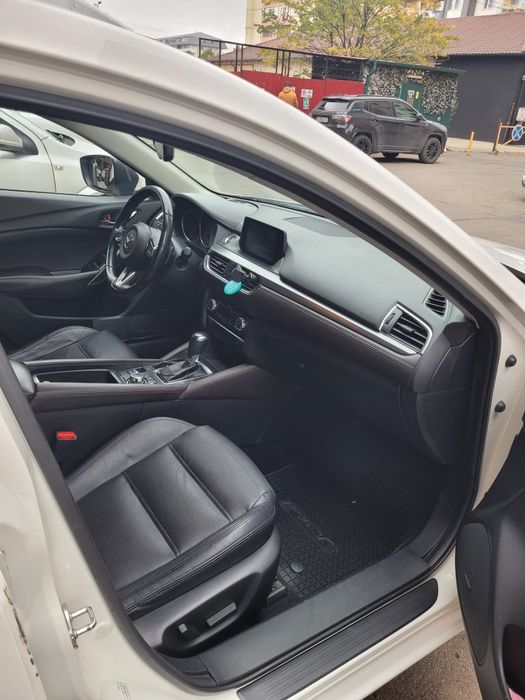 Mazda 6 dec 2017, automata, diesel 128000 km, 175kp model full