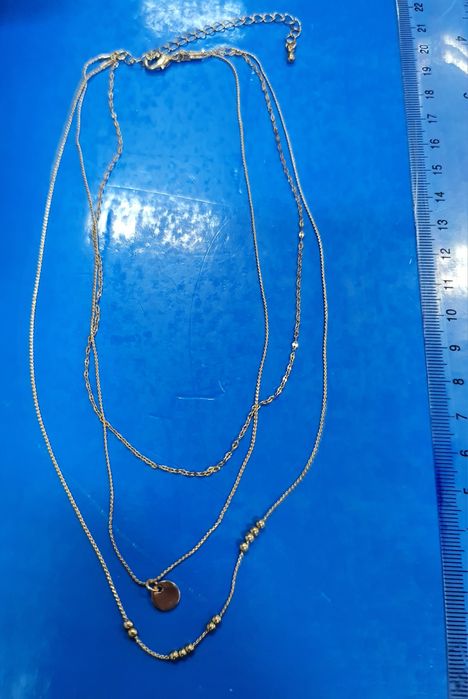 Lantisor auriu triplu de dama