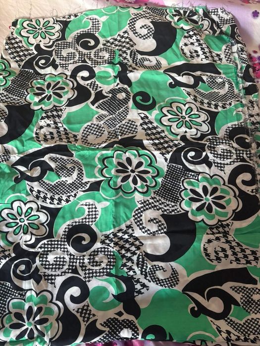 Платове. Цена-10лв.(цената е обща за петте парчета).