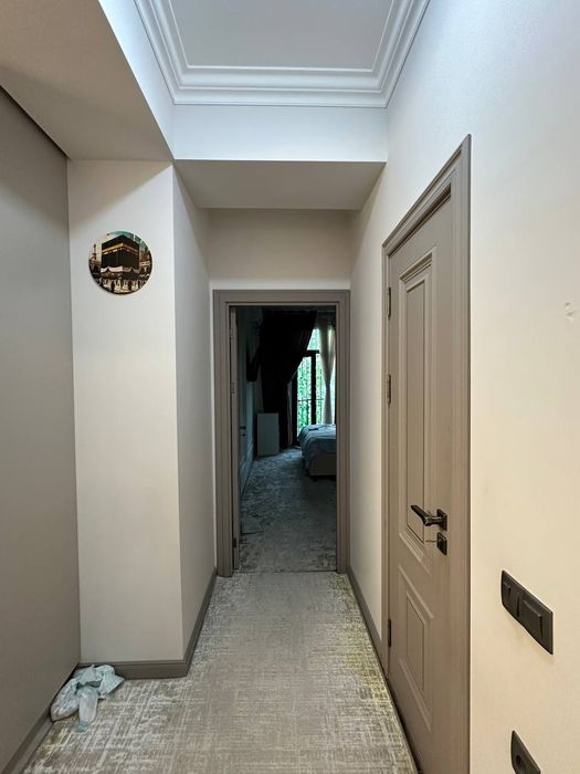 Уй сотилади 2хонали