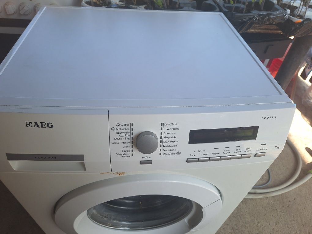 Работеща Пералня AEG