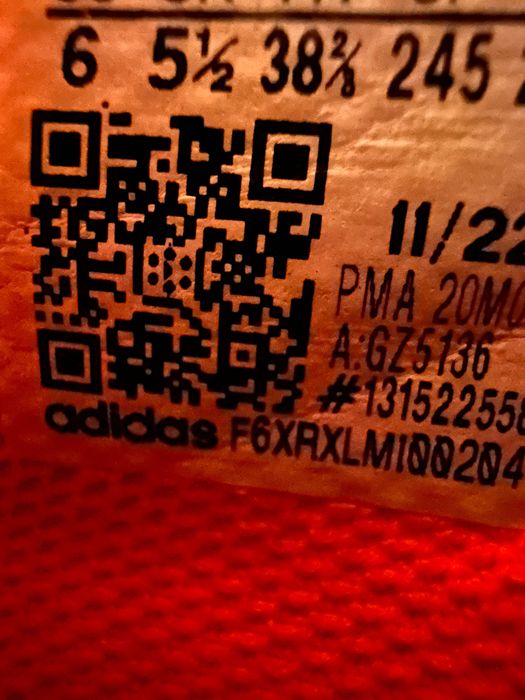 СТОНОЖКИ НА ADIDAS 38 размер са идеални за футбол