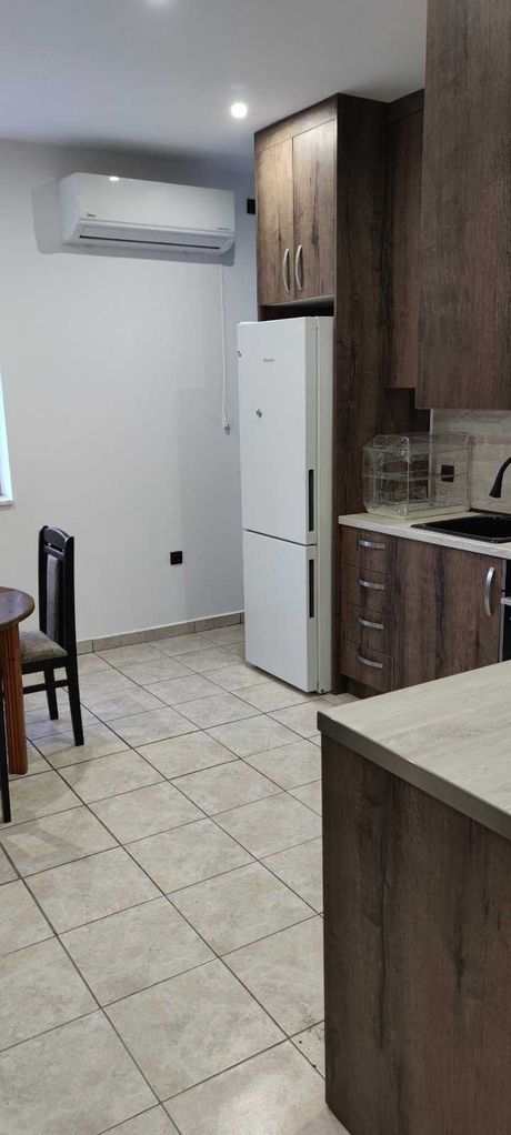 Дава се под наем Многостаен апартамент в Димитровград - 120 кв.м за 306 € - Снимка #2
