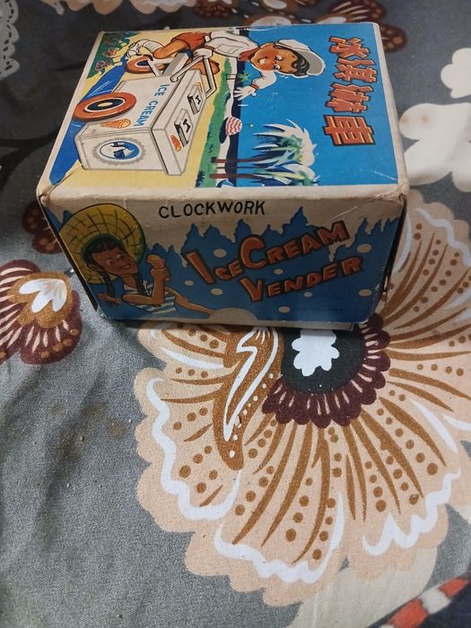 (IceCream Vender) Jucărie veche