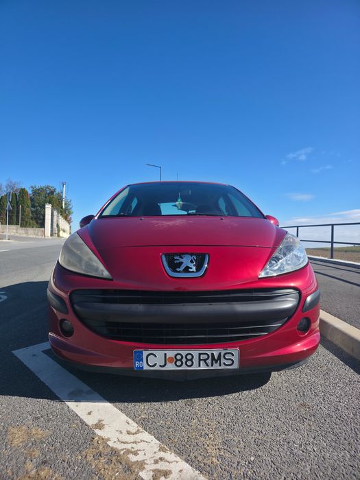 Vand Peugeot 207 1.4 benzina