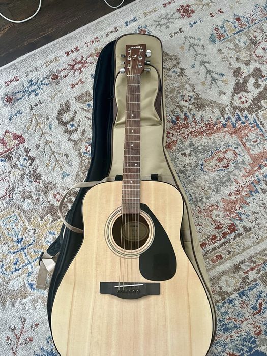 Китара yamaha c калъф