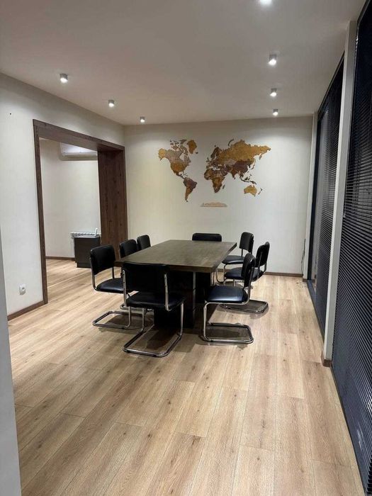 Сдается офис вторичный фонд. 
Ц4. Метро Абдуллы Кадыри