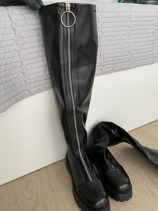 Cizme cu fermoar