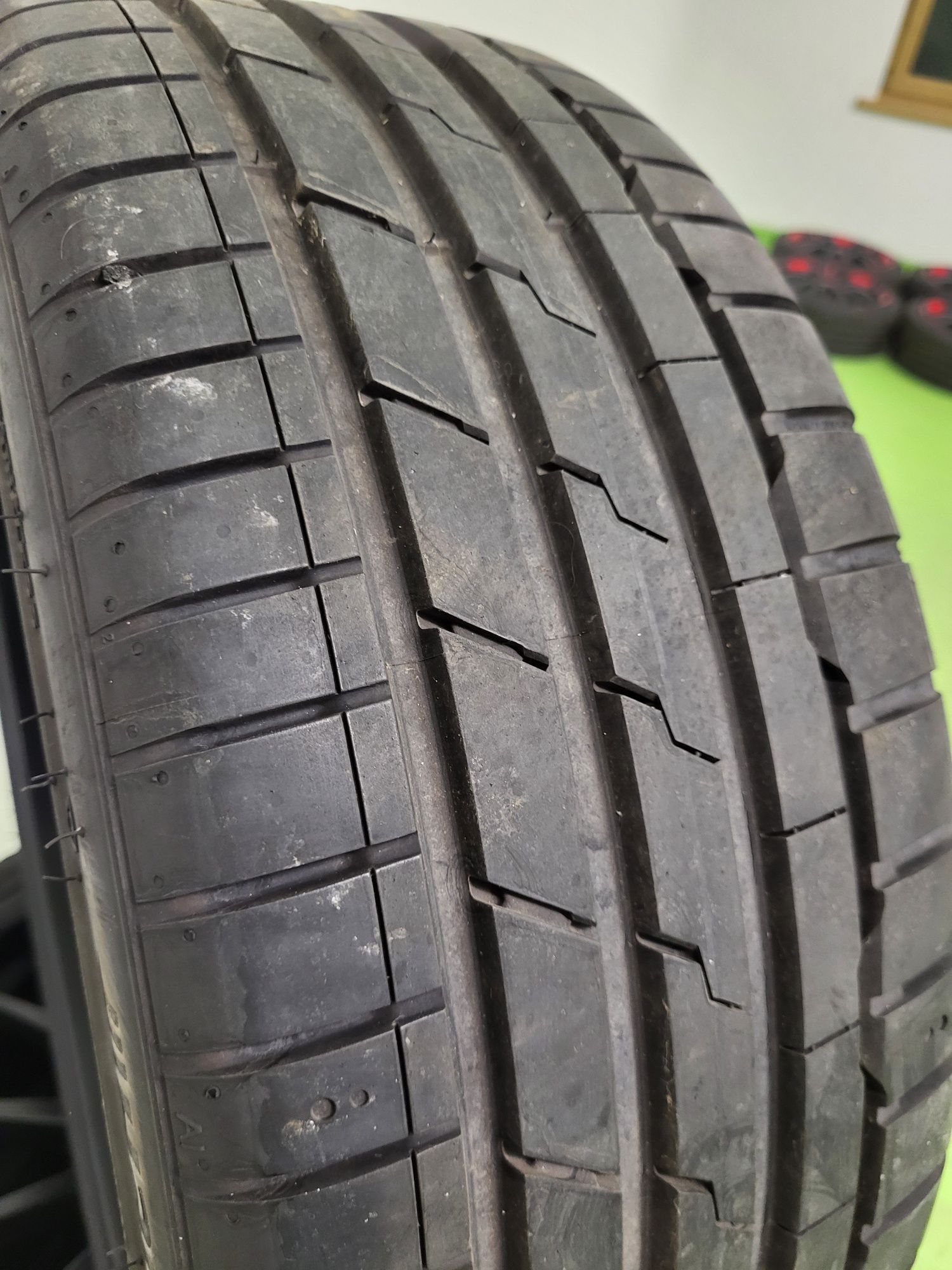 4 бр летни 205/40/18 Hankook