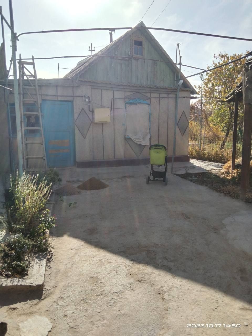 Dalahovli sotiladi