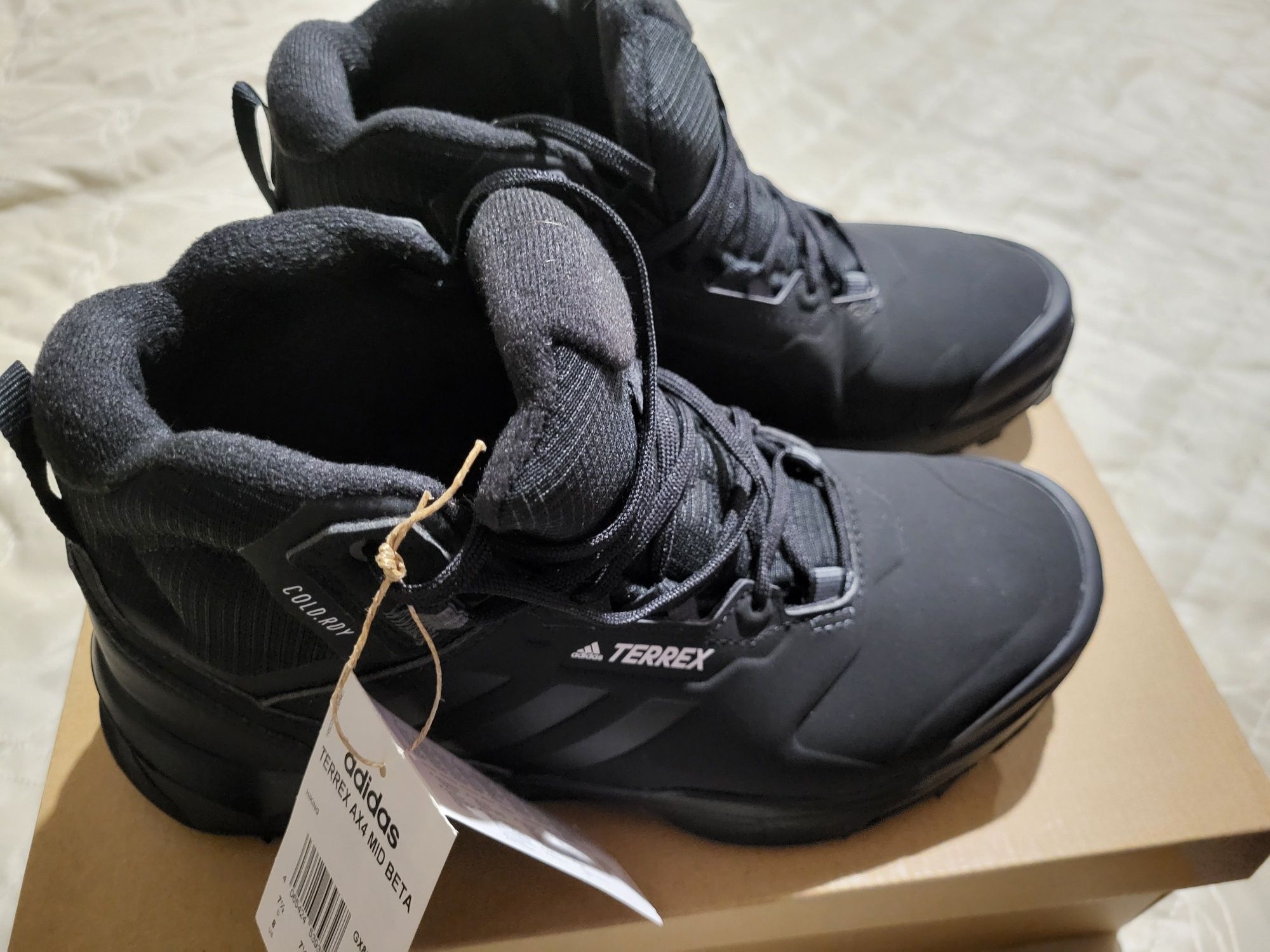 Adidas AX4 mid beta c.rdy