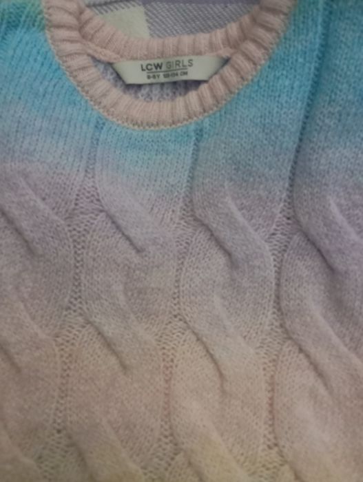 Лот пуловери и връхни дрехи за момиче