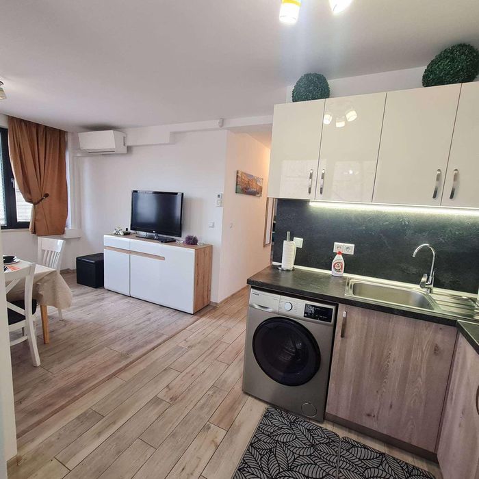 Дава се под наем Тристаен апартамент в Варна, Общината - 60 кв.м за 675 € - Снимка #4