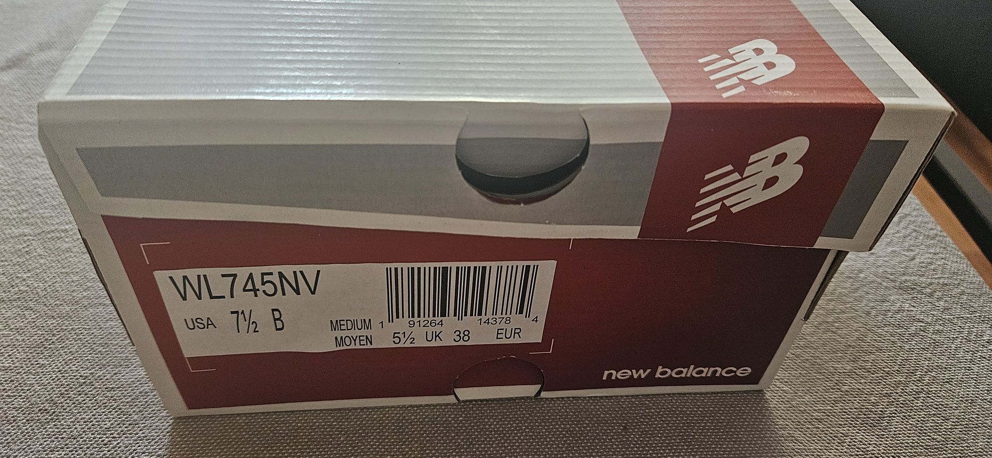 Чисто нов New Balance