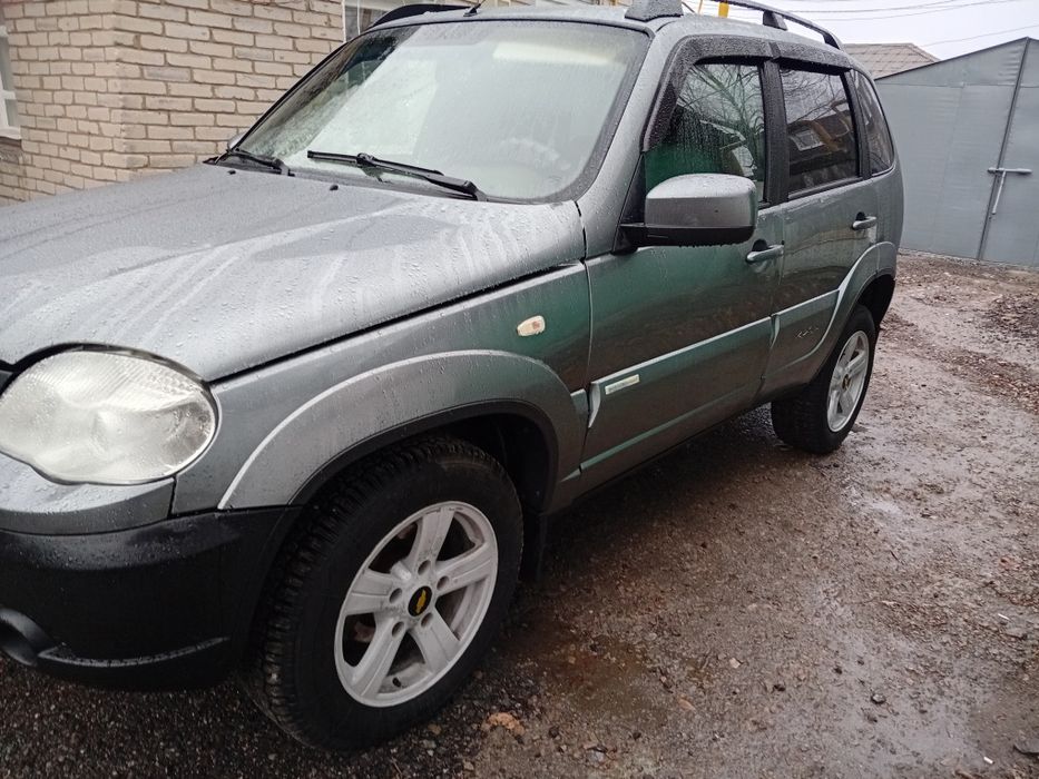 Отличная Niva Shevrole 2013года