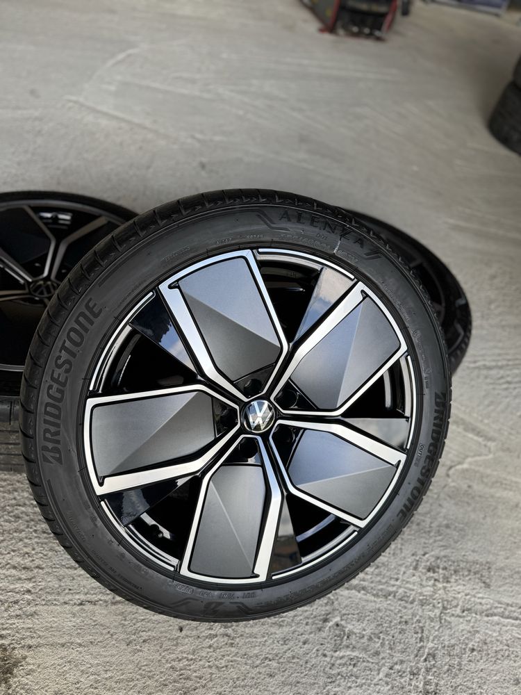 Jante VW Touareg R21 Originale Brigestone 35/2023 Vara 90%