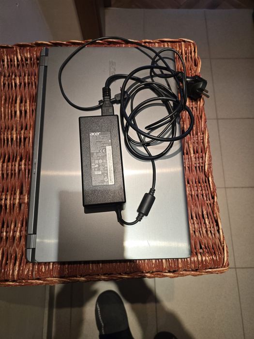 Acer Aspire V5-573G Лаптоп Windows 11 Home