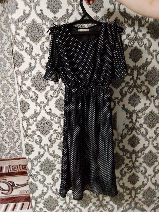 Продам платья вечерный