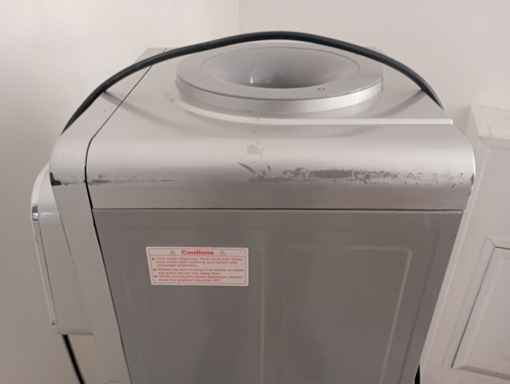 Kuler (cooler) sotiladi