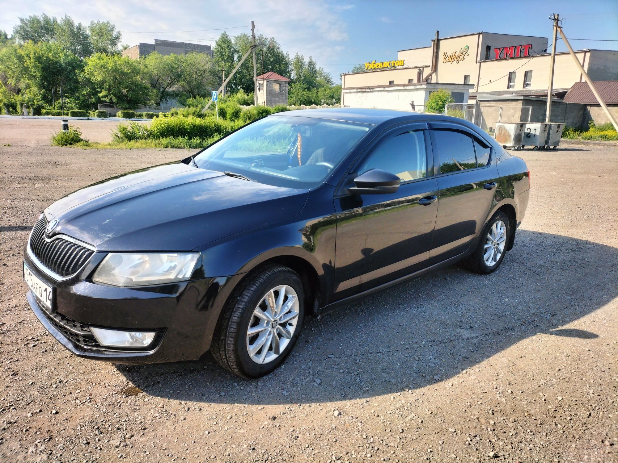 Продам Шкода Актавия А7 хорошем состоянии